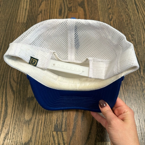 Tecovas blue and white trucker hat - Picture 2 of 5